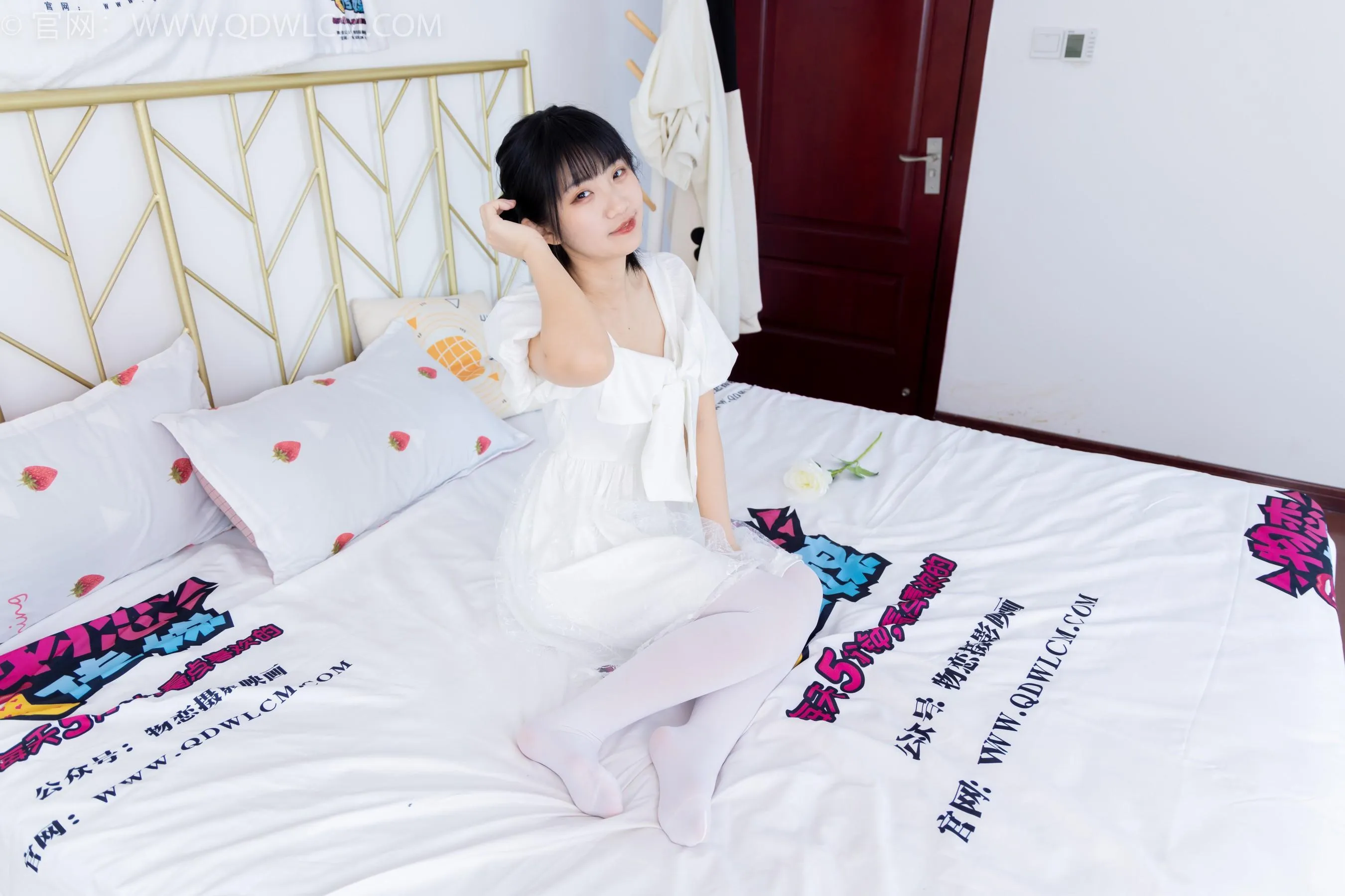 物恋传媒 NO.1581 暗月-纯白茉莉 [151P]插图4